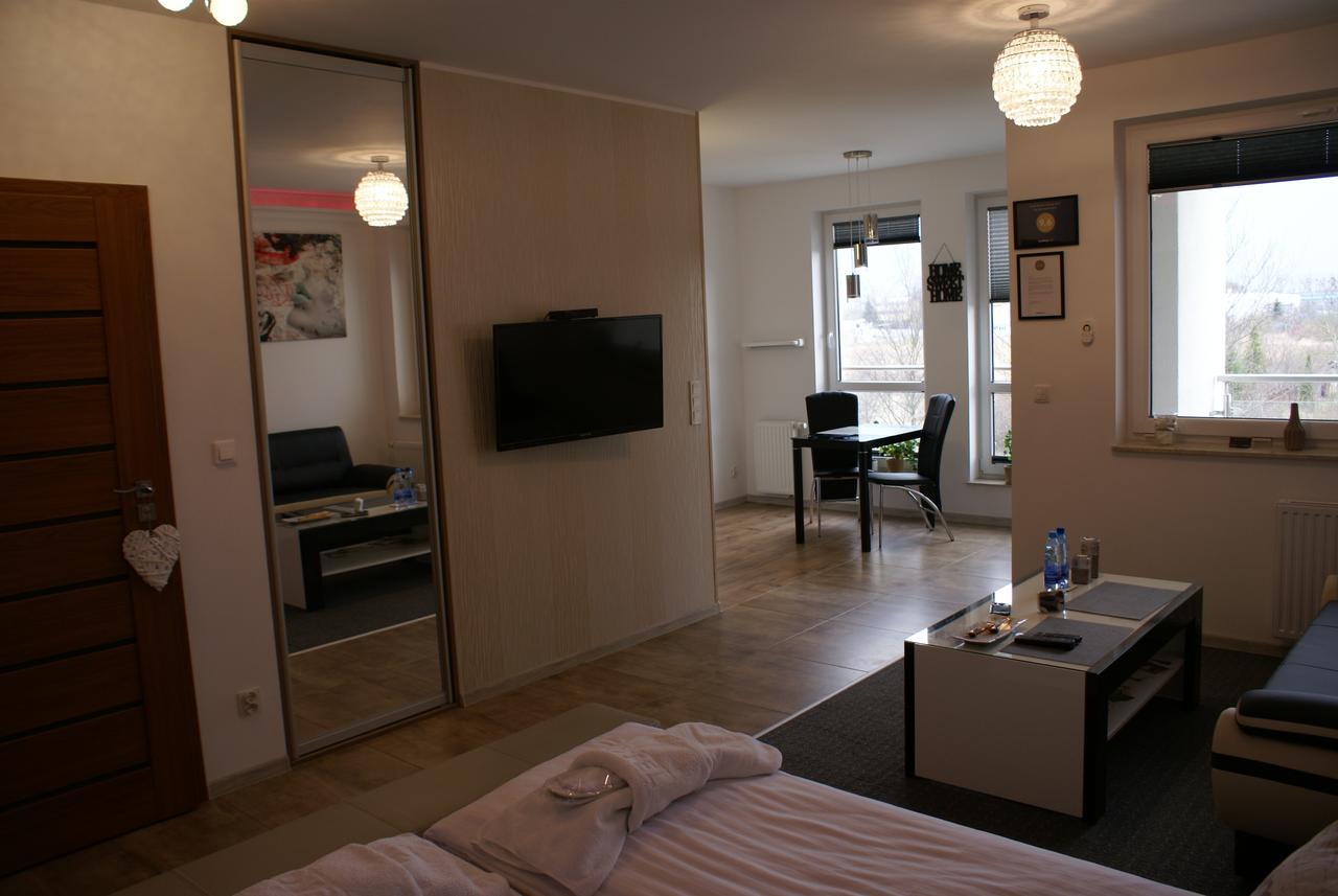 Top Oder Apartments- Private Parking Szczecin Exteriör bild